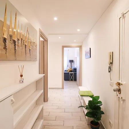 15min Center - Charme & Chic With Hot Tub
